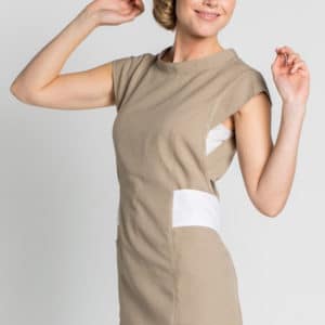 Estola beige con cinturón